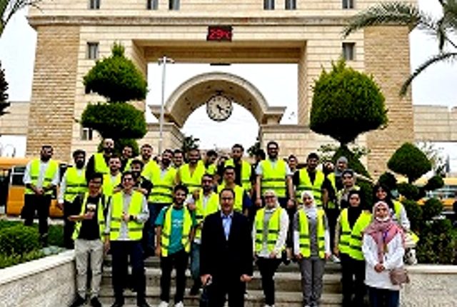 جامعة عمان الأهلية ومحافظة البلقاء تكرمان عمال الوطن في المحافظة