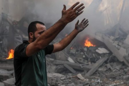 في اليوم الـ81 : أحزمة نارية ومجازر تخلف شهداء في مختلف أنحاء غزة