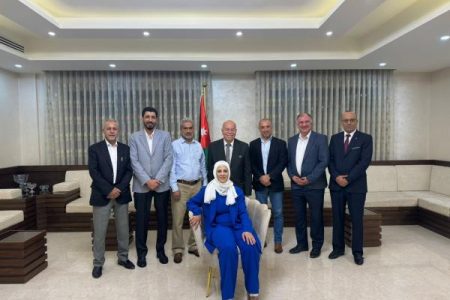 إشهار قائمة الحق في ثانية عمان