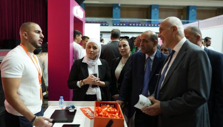 اليوم الوظيفي 2025 في عمان الأهلية03