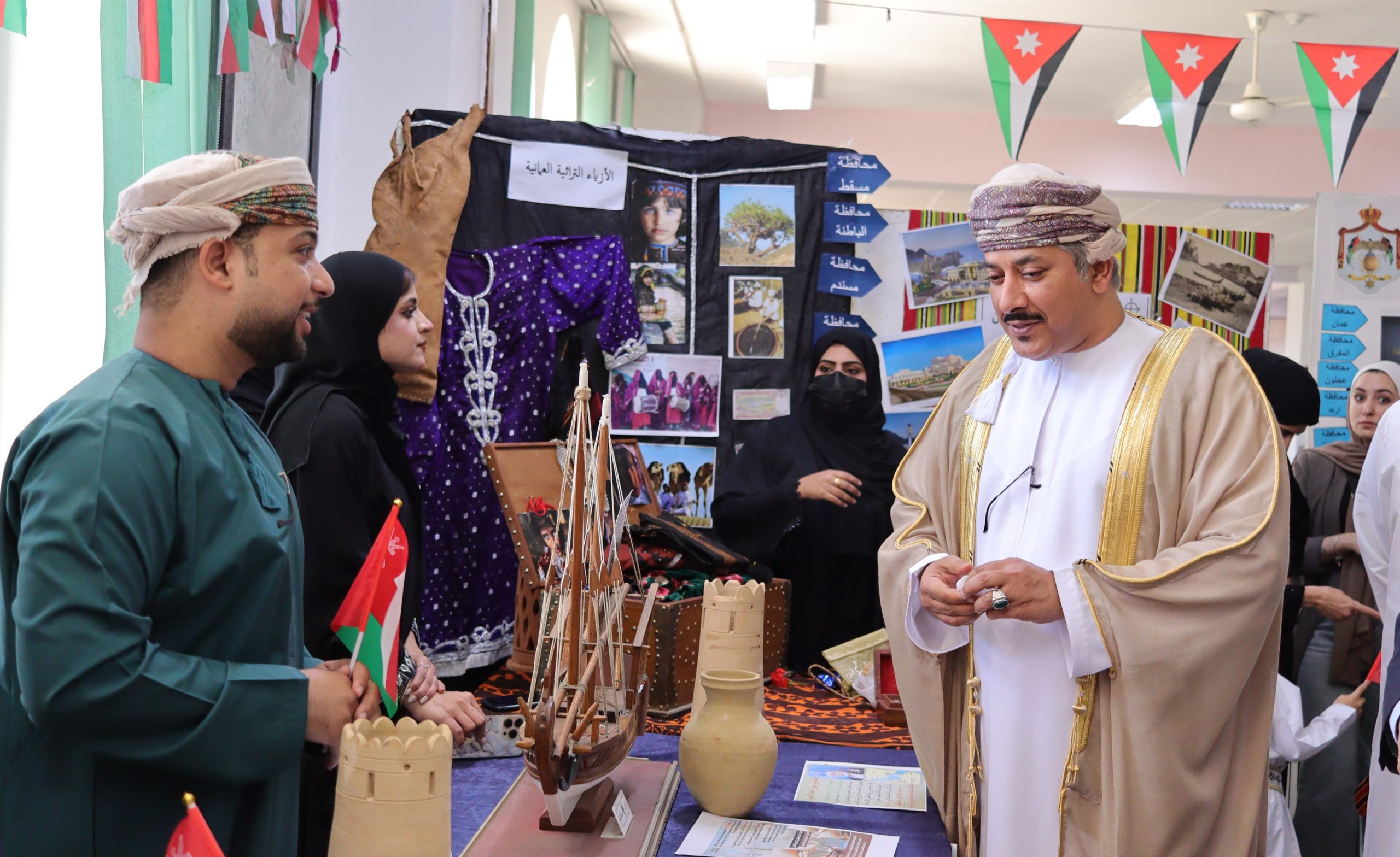 %D8%B5%D9%88%D8%B1%D8%A9 %D9%88%D8%A7%D8%AA%D8%B3%D8%A7%D8%A8 %D8%A8%D8%AA%D8%A7%D8%B1%D9%8A%D8%AE 2025 06 03 %D9%81%D9%8A 13.56.01 1aa953b2 scaled - وكالة عكاظ الاخبارية