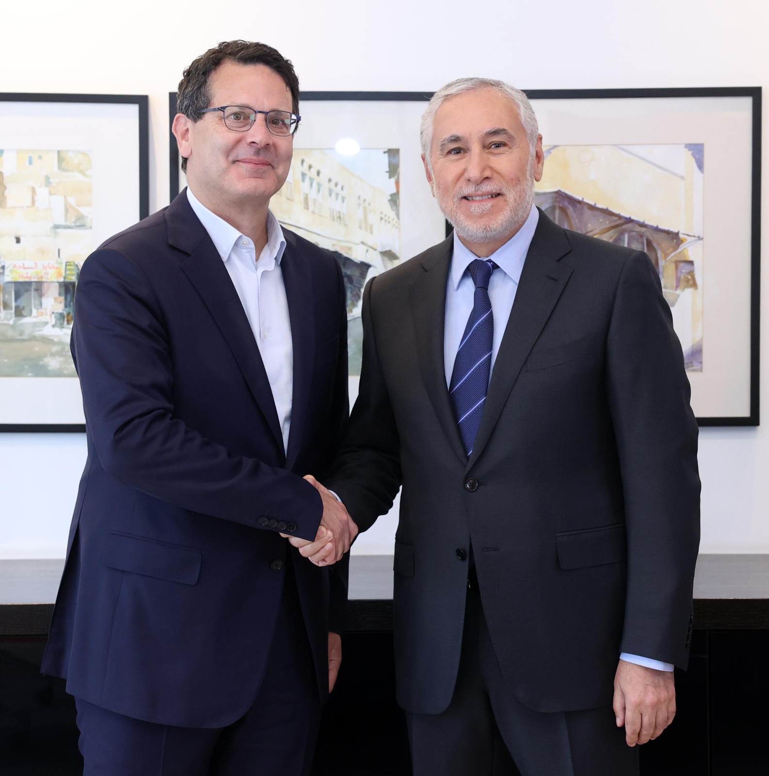 %D8%B5%D9%88%D8%B1%D8%A9 %D9%88%D8%A7%D8%AA%D8%B3%D8%A7%D8%A8 %D8%A8%D8%AA%D8%A7%D8%B1%D9%8A%D8%AE 2025 06 25 %D9%81%D9%8A 13.33.05 dbdc6047 - وكالة عكاظ الاخبارية