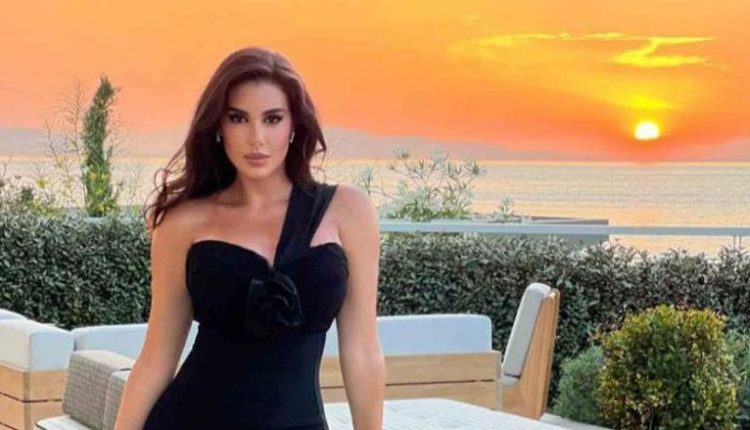 196-151157-yasmine-sabry-ashort-dress-leg-burn_700x400