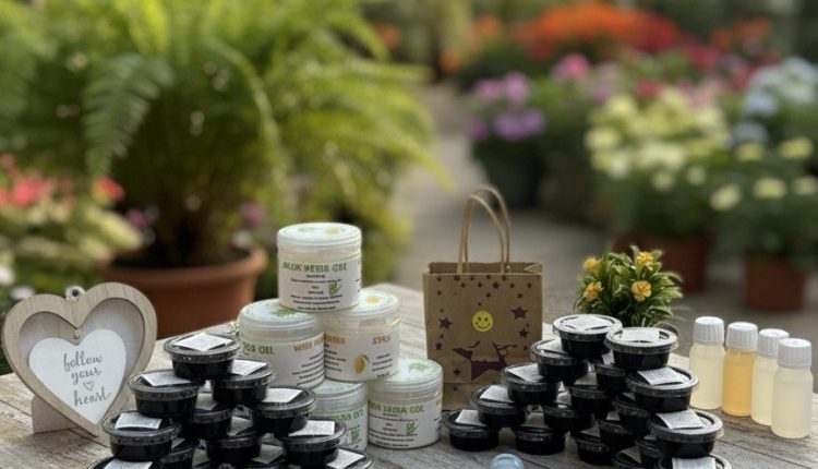 9d44ebcd-b42d-47f3-9e8e-82220e4c9d7b